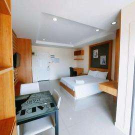 Sea Hill Hotel Bangsaray: Bang Sare şehrinde bir otel