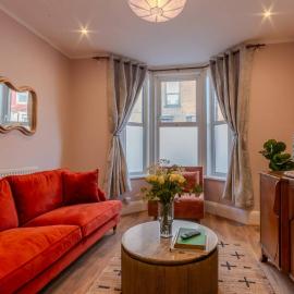 Cosy Margate Getaway, sleeps 5 By Adliv, hotelli kohteessa Margate