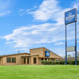 Americas Best Value Inn Martinsburg, viešbutis mieste Martinsbergas
