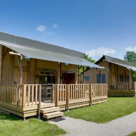 Sunny Lodge 6 persoons, hotel sa Zeewolde