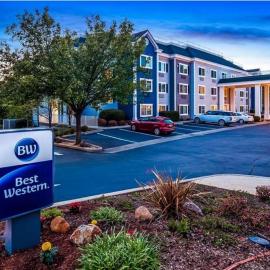 Best Western Paradise Hotel، فندق في بارادايس