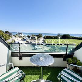 Lovely ! Studio balcon - Vue océan 360, hotel in Larmor-Plage