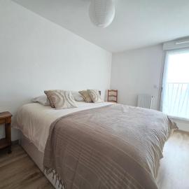 Appartement moderne avec terrasse proche mer et centre, Wi-Fi inclus à Saint-Brevin - FR-1-364-182