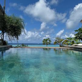 Villa Teana, avec piscine et vue lagon, hotel em Taoru
