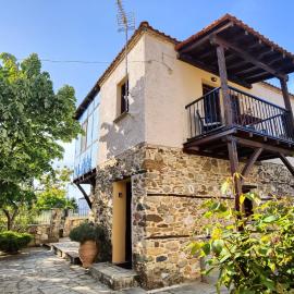 The Stone House in Halkidiki, хотел в Vávdhos