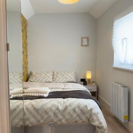Chic Cozy Room with PS5, Mini Bar & Shared Spaces, hotel em Wainscot