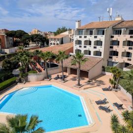Résidence Agathéa - Centre Port - Cap d'Agde, hotell i Cap d'Agde