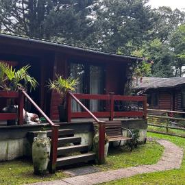 2 Bed Lodge - Sleeps 4 - Pets - Parking - Wifi, hótel í Holsworthy