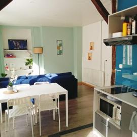 Le Petit Refuge de Venose T2 cosy et climatisé à La Châtre, Hotel in La Châtre