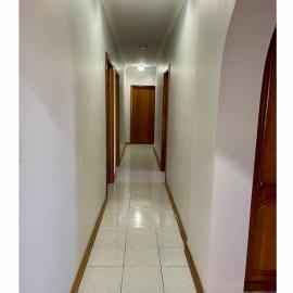 Farm house, hotel i Monash