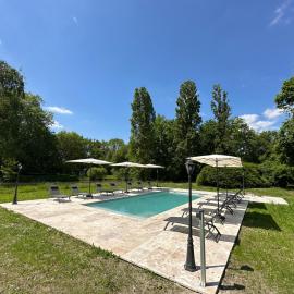 Domaine du Patineau、Chevillon-sur-Huillardのホテル