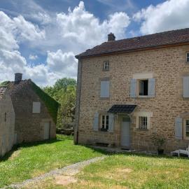 Gite Chez Charles, hôtel à Bersac-sur-Rivalier