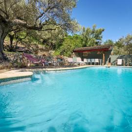 Charme provençal Les amandiers piscine et animaux