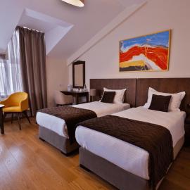Vinarija Aleksandrović Rooms, hotel Topolában