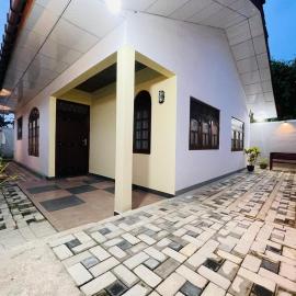 Dream Villa Homestay Madiha, Hotel in Matara