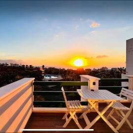 Adeje Sunset Ocean View penthouse Balcony C, Hotel in Adeje