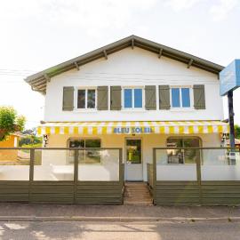 Hotel Bleu Soleil, хотел в Капбретон