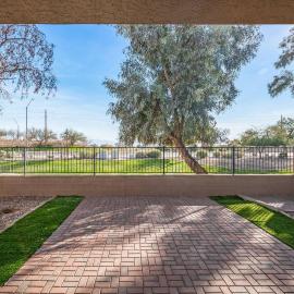 Entire Home in Avondale Arizona, 3BR & 2.5BR, hotel a Avondale