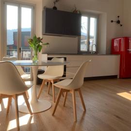 Spazio Perlasca Apt 3 - Cernobbio Como Lake, hotel u gradu Černobjo