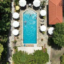 Agrili Apartments & Rooms, hotel v destinaci Elia