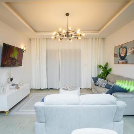 2Bed Apt in Lavington w Pool&Gym, hotell i Gatunga