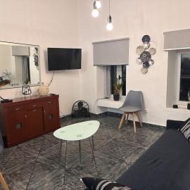 Apartment at Friligkianika Kythira, hotelli kohteessa Kastrisiánika