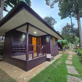Hillhouse bungalow, ξενοδοχείο σε Ban Bang Bao