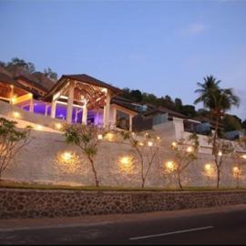 Alma Sunset Luxury Villas Lombok: Teluknarat şehrinde bir otel