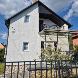 Márti-Nyaraló, hotel di Igal