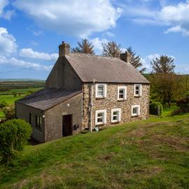 Garnllys Farmhouse Fishguard