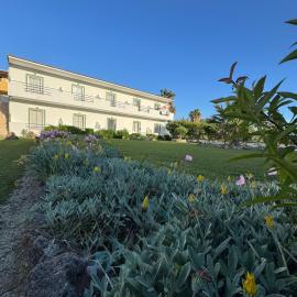 Irene Studios, hotell i Arillas