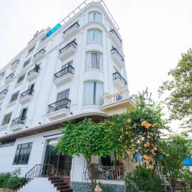 Hải Tiến Sunshine Hotel, hotel i Mỹ Ðuc