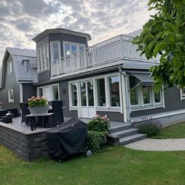 Villa Borgholm - Öland, hotel u gradu Borgholm