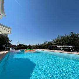 Appartamento Belvedere con Piscina - Soggiorni Le Grotte
