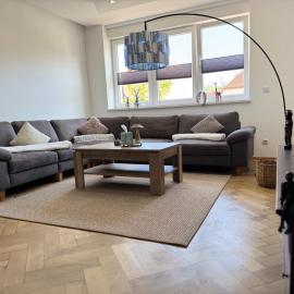 Lous Chalet: Thale şehrinde bir otel