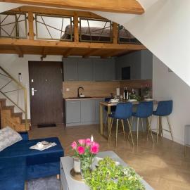 NICE Apartament Głogów, khách sạn ở Głogów