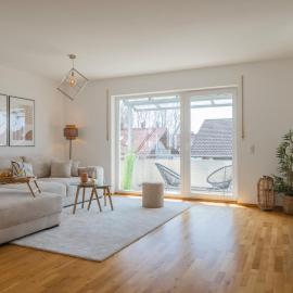 Step Apartments - Large, Luxurious and Central