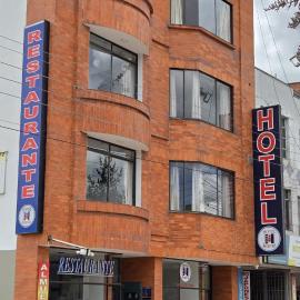 Hotel Imperial، فندق في Chiquinquirá
