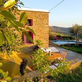 Kalliberry Cycladic Stone House Elissavet with private pool, nice view and fantastic sunsets, hotell sihtkohas Gavrion