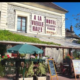 Auberge de La Vielle Halle, hotell sihtkohas Souppes-sur-Loing