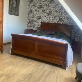 Chambre des Tours 2, hotell i Mont-Saint-Éloi