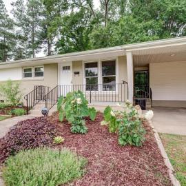 The Duke Retreat Close to Duke & Downtown Villa, hotel a Durham
