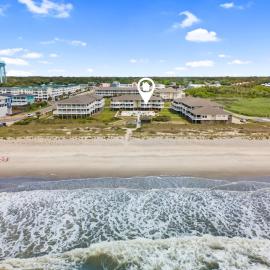 Southern Shores Oak Island Oceanfront with Pool Villa, hotel in Oak Island