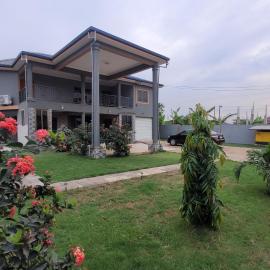 Stylish House with Generator - Tema Community 25, отель в городе Hanya