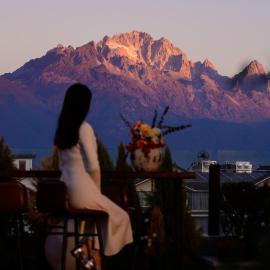 LiJiang Old Town Xiyu Shandu 360-degree high-altitude panoramic resort hotel, hotel a Lijiang