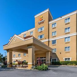Comfort Suites Ocala North、オカラのホテル