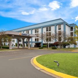 Comfort Inn Cadillac, viešbutis mieste Kadilakas