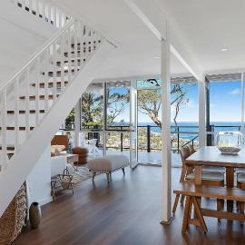 The Glass House by Coast Hosting