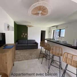 Les roches noires résidence، فندق في سان جيل لي بان