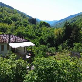 Casa Castagno e Ruscello - Nature Retreat in Liguria, hotel Pieve di Tecóban